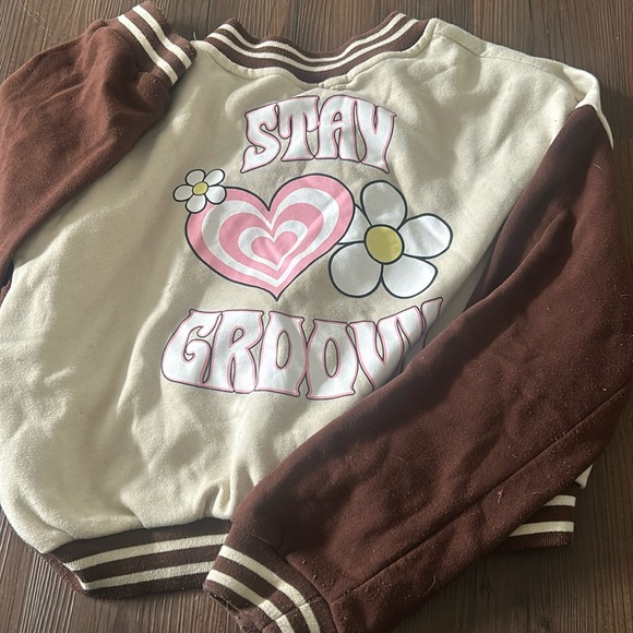 Says xl but fixes like a lg - Picture 2 of 4